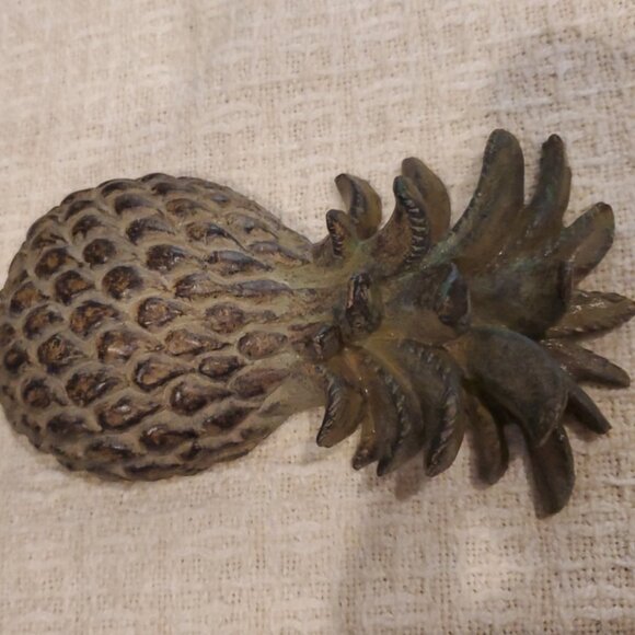 Intercontinental Art Pineapple Wall Hook, 2003 - Picture 6 of 6